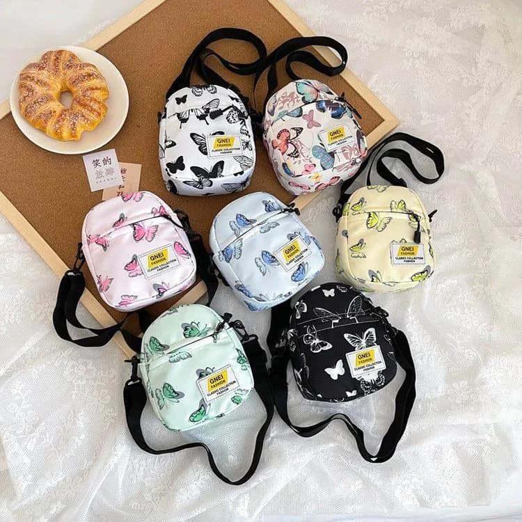 image-Spring And Summer Women's Bag Fashion Printed Nylon Fabric Travel Out Shoulder Crossbody