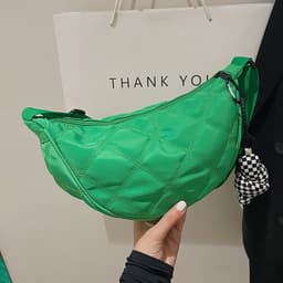 image-Women's Personality Trendy Rhombus Dumpling Messenger Bag