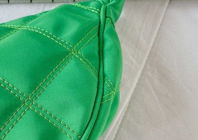 image-Women's Personality Trendy Rhombus Dumpling Messenger Bag