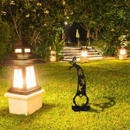 image-Bird Art Outdoor Garden Statues Backyard Lawn Stakes Metal Yard Decor Gift Garden Statues Decoration Ornament