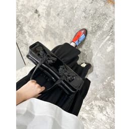 image-Japanese Cute Patent Leather Glossy Bow Decoration Baguette Bag