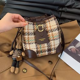 image-Simple Fashion Bucket Bags One Shoulder Retro Crossbody Bag
