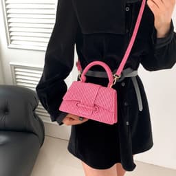 image-French Fashion Casual Simple Western Style Simple Fashion Shoulder Messenger Bag