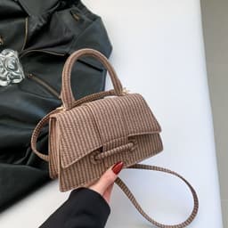 image-French Fashion Casual Simple Western Style Simple Fashion Shoulder Messenger Bag