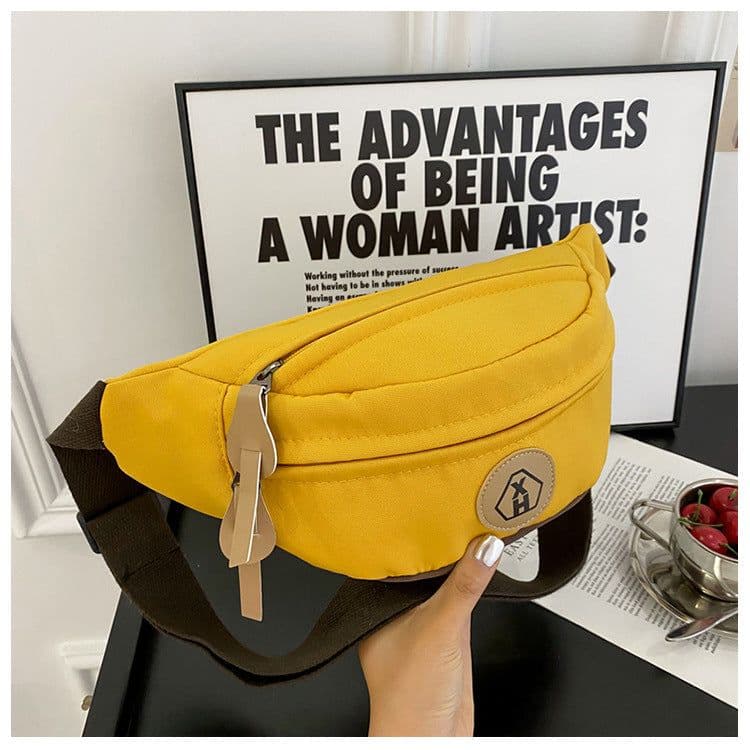 image-Simple Men's And Women's Travel Shoulder Bag