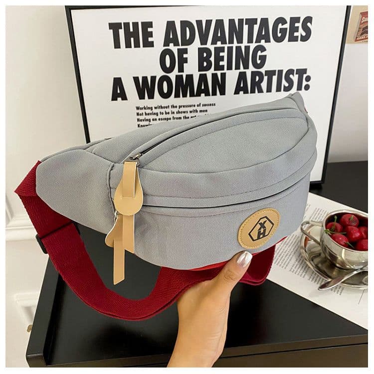 image-Simple Men's And Women's Travel Shoulder Bag