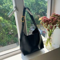 image-Versatile Large Capacity Women's Bucket Bag Retro Crossbody Japanese One Shoulder