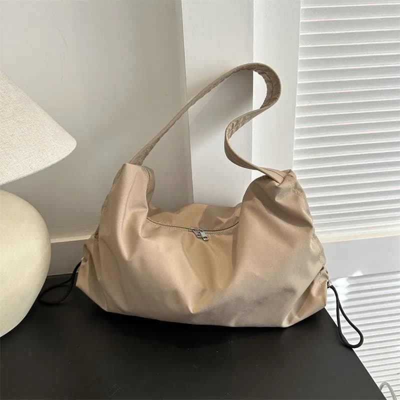 image-Women's Simple Messenger Bag Large Capacity Casual Shoulder Bag