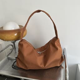image-Women's Simple Messenger Bag Large Capacity Casual Shoulder Bag