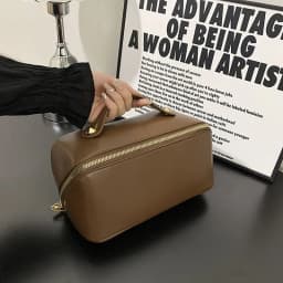 image-Cosmetic Bag Women's Large Capacity Portable Skincare Storage Bag