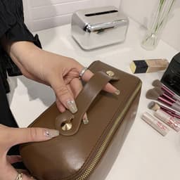 image-Cosmetic Bag Women's Large Capacity Portable Skincare Storage Bag