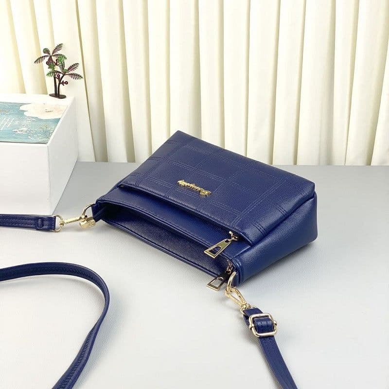 image-Fashion Rhombus Middle-aged Mom Shoulder Messenger Bag