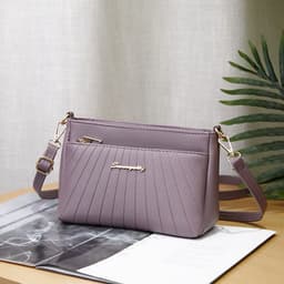image-Fashion Rhombus Middle-aged Mom Shoulder Messenger Bag