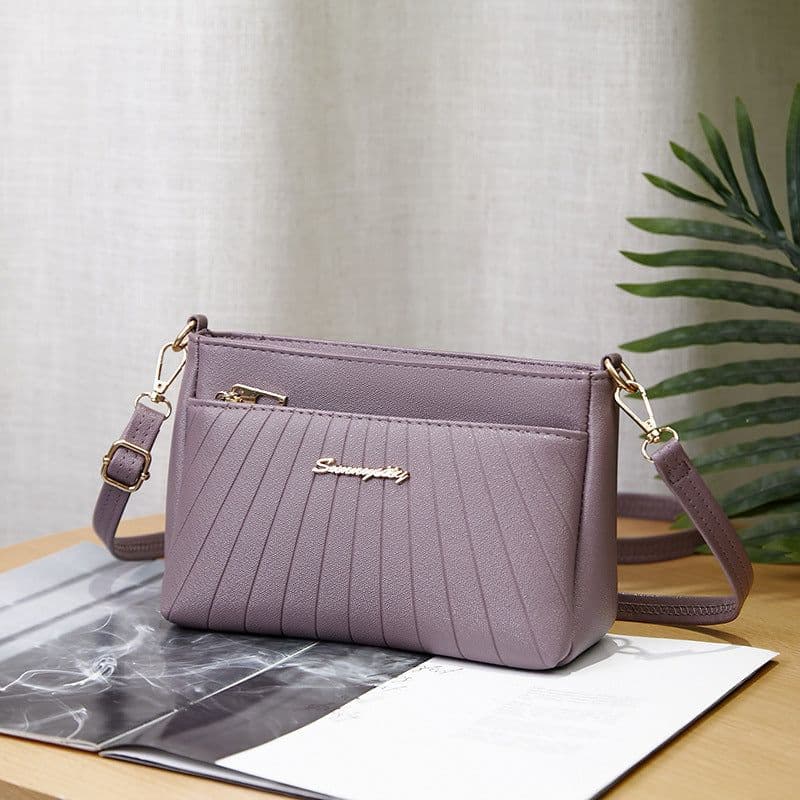 image-Fashion Rhombus Middle-aged Mom Shoulder Messenger Bag