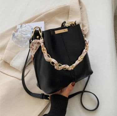 image-Fashion Big Bag Casual Women's Bag Fashion Retro Characteristic Messenger Bag Silk Scarf Portable Bucket Bag