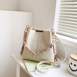 image-Fashion Big Bag Casual Women's Bag Fashion Retro Characteristic Messenger Bag Silk Scarf Portable Bucket Bag