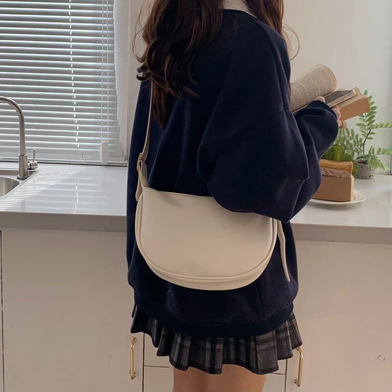 image-Women's Bag Casual Black One Shoulder Crossbody Bag Versatile Dumpling Bag