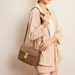 image-Women's Retro Leather Shoulder Messenger Bag