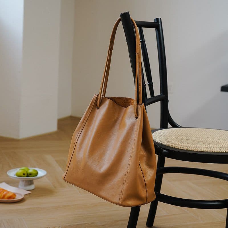 image-Retro Soft Cowhide Leather Women's Bag Large Capacity