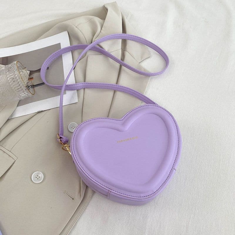 image-Fashion Heart Shaped Shoulder Messenger Bag