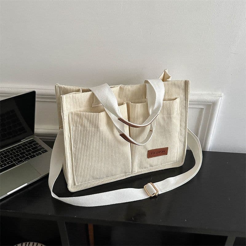image-Large Capacity Fashion Western Style Shoulder Bag