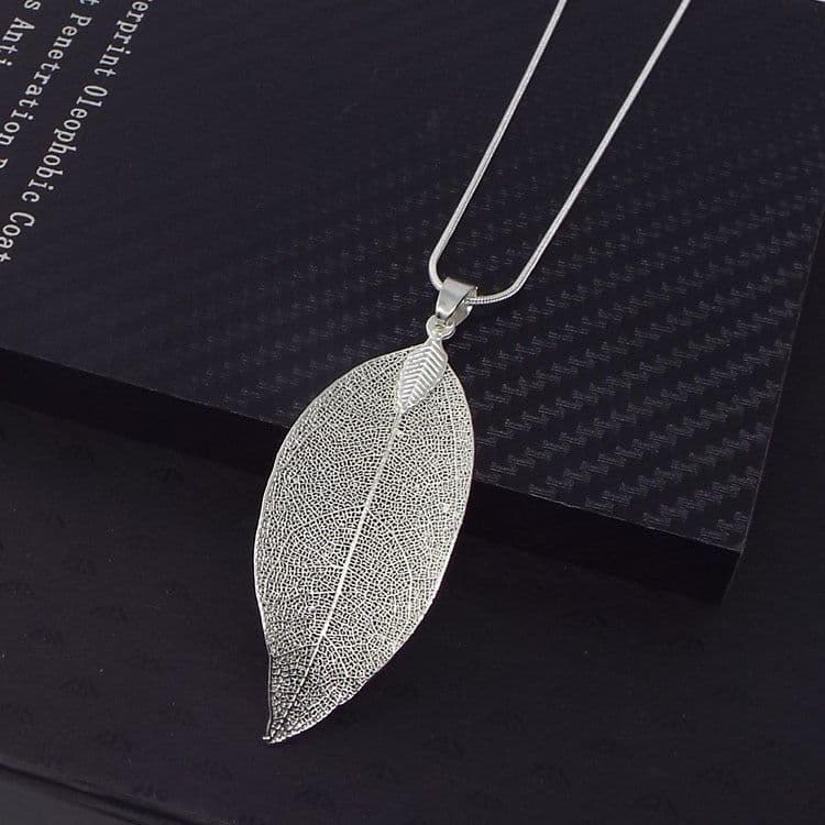 image-Wish Amazon ebay Explosive Korean Fashion Fresh Personality Metal Leaf Necklace Long Sweater Chain Wholesale