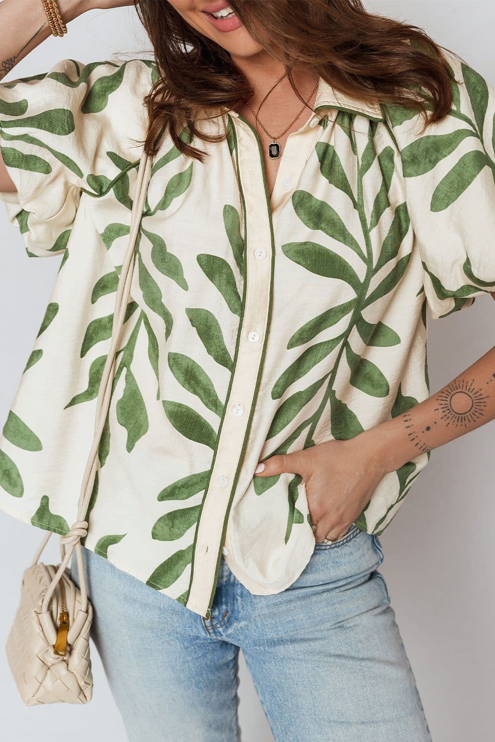 image-Green Leaf Print Short Balloon Sleeve Shirt