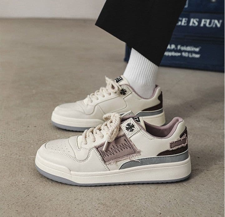 image-Men's Retro Flat Casual Sports Shoes