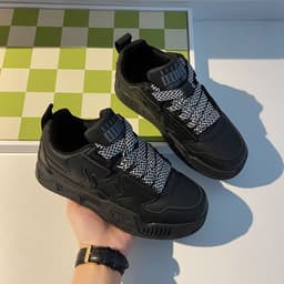 image-Women's Thick Sole Contrast Color Casual Shoes