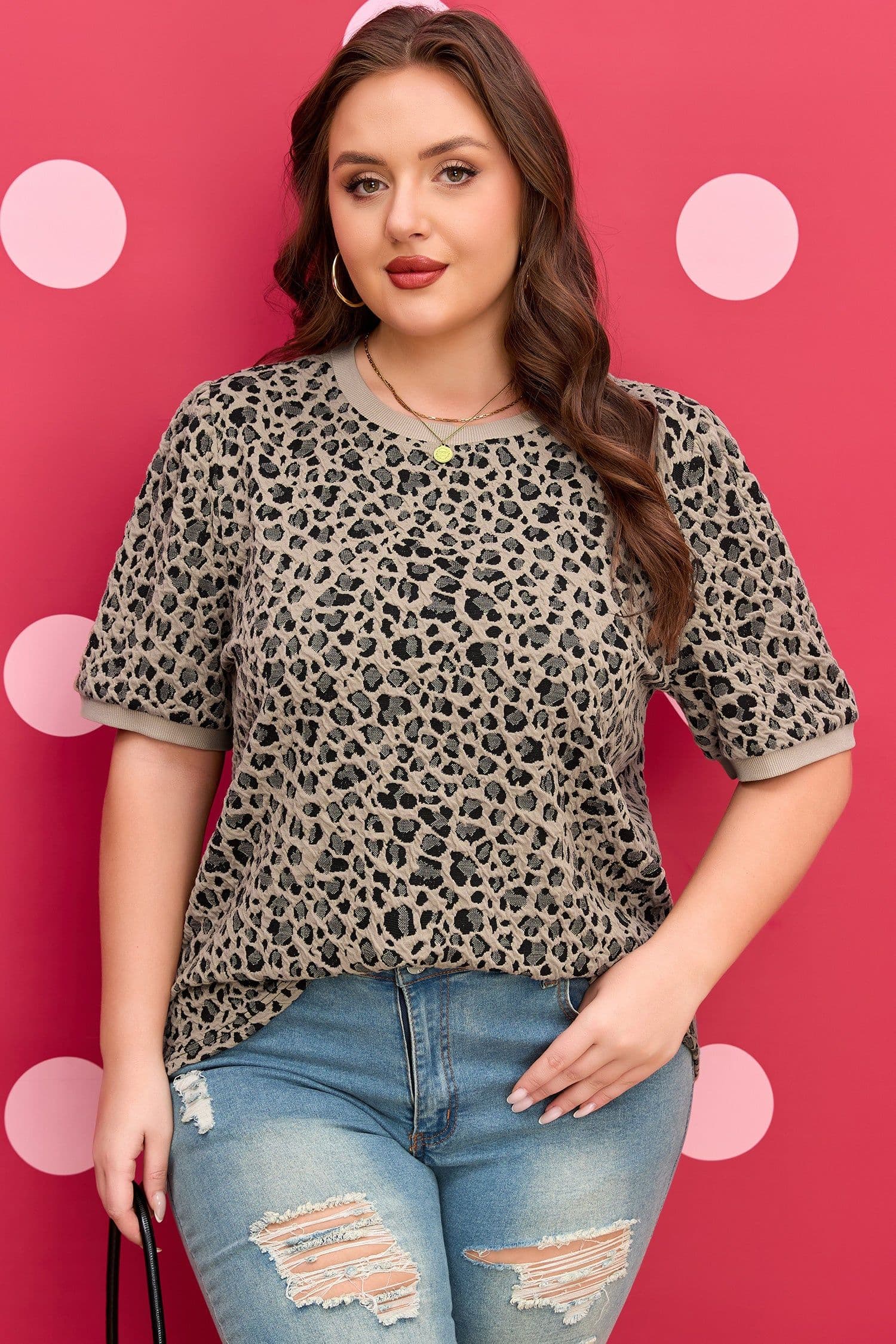 image-Khaki Leopard Print Textured Plus Size T Shirt