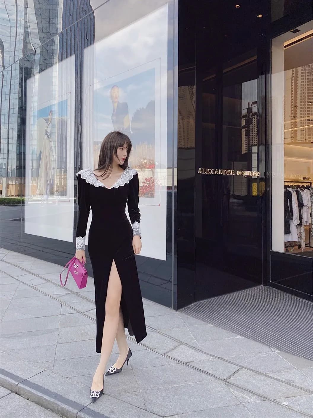 image-Autumn And Winter French Long-Sleeved Lace V-Neck Temperament Long Dress