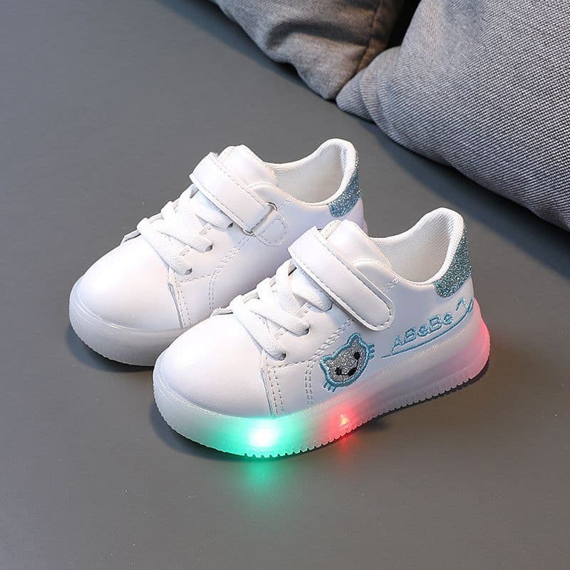 image-Girls Fashion Casual Soft Sole Luminous Shoes