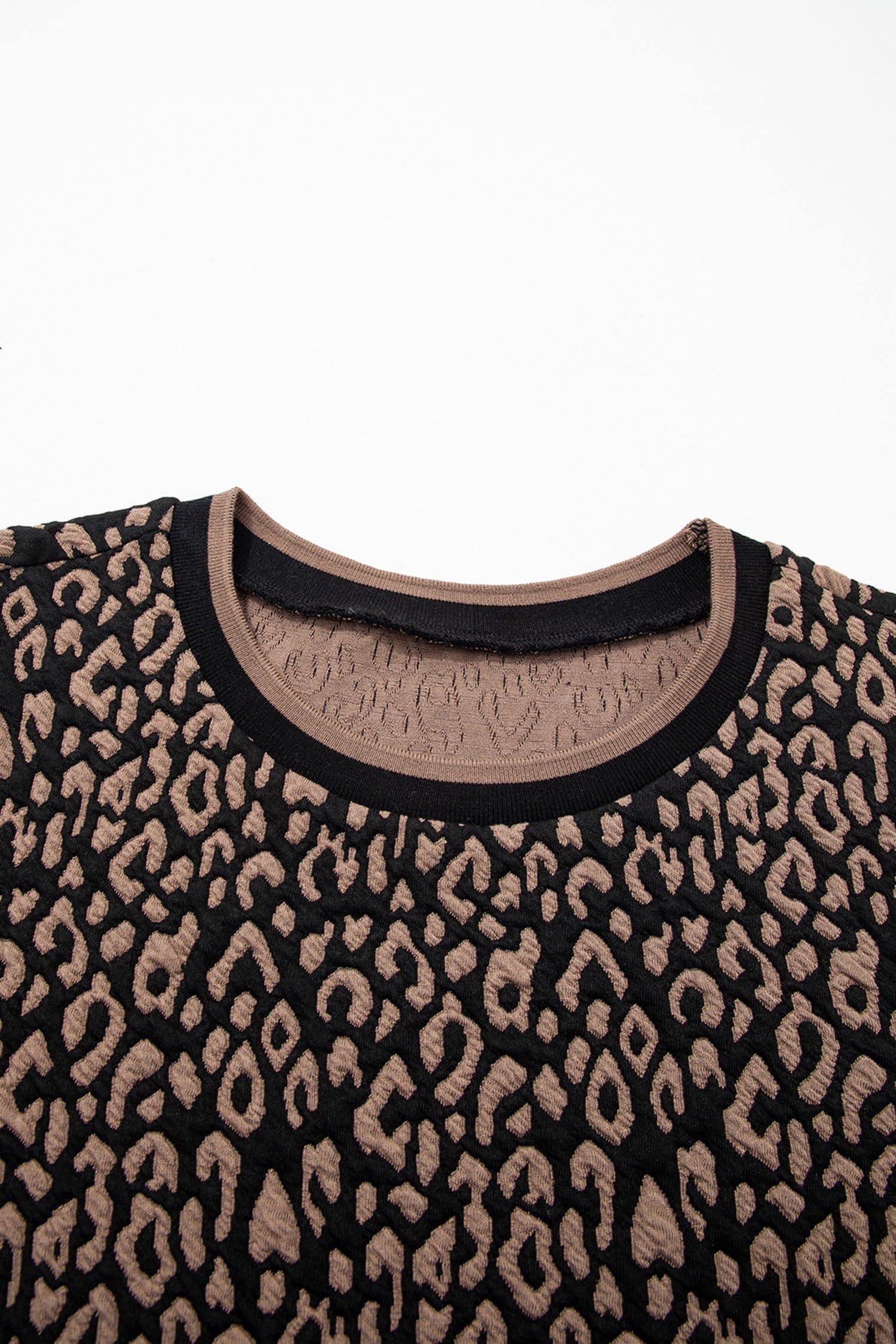 image-Black Leopard Print Puffy Bracelet Sleeve Top