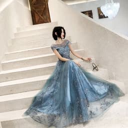 image-New Dreamy Temperament Heavy Industry Banquet Evening Dress