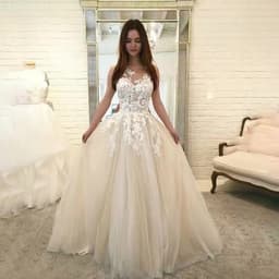 image-Women Wedding Dress Sleevless Flowers Lace Dress