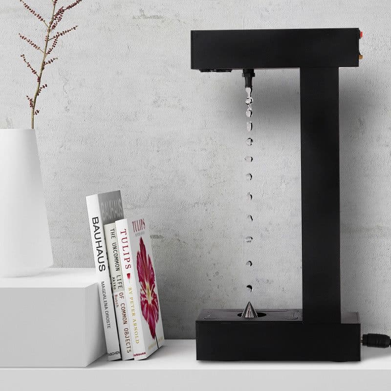 image-Anti-Gravity Suspended Droplets Flow Backwards