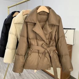 image-Suit collar short down jacket for women 2023 new high-end fashion waist slim fit white duck down warm jacket