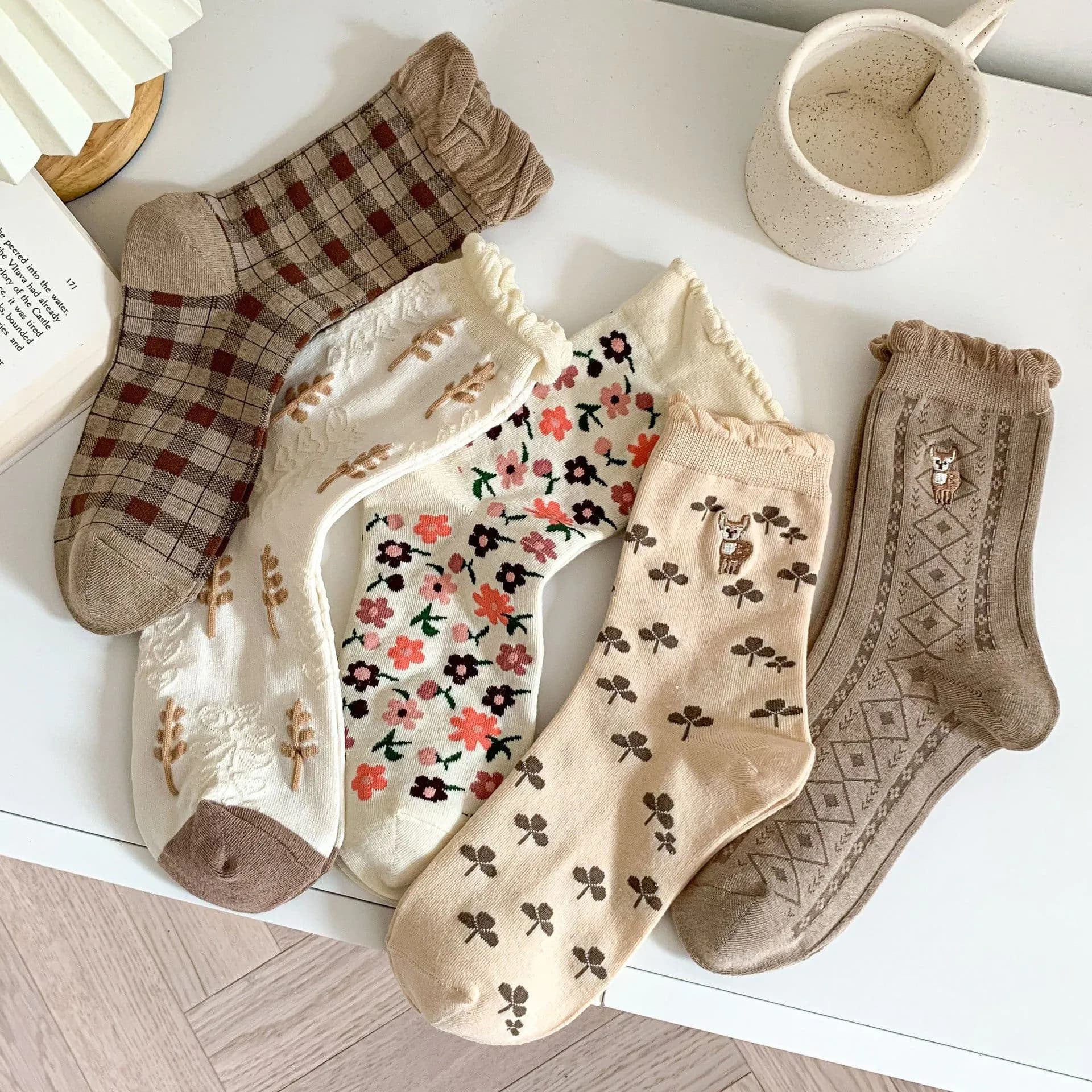 image-Cute Lace Rhombus Preppy Stockings