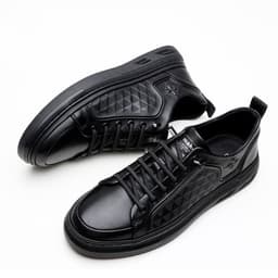 image-Cowhide Lace Up Versatile Breathable Soft Bottom Low Top Men's Board Shoes