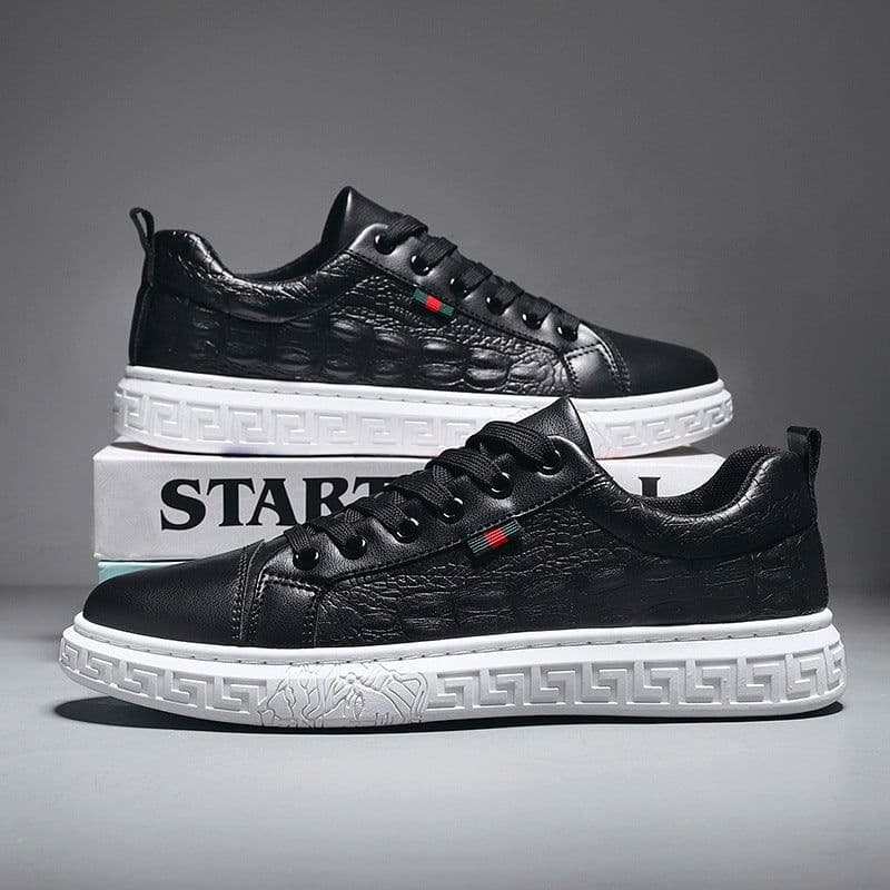 image-Men's Alligator Embossed Board Shoes Fashion Chef Fashion Round Head