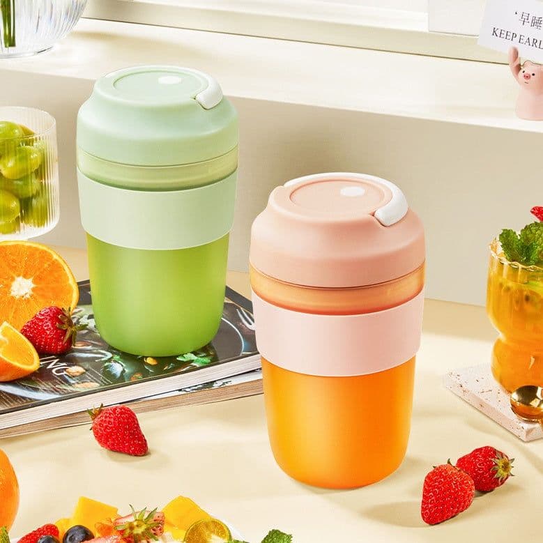 image-Portable Blender Juicer Cup Rechargeable With 4 Blades For Shakes And Smoothies Maker 400ml Fresh Fruit Mixer Juicer Cup