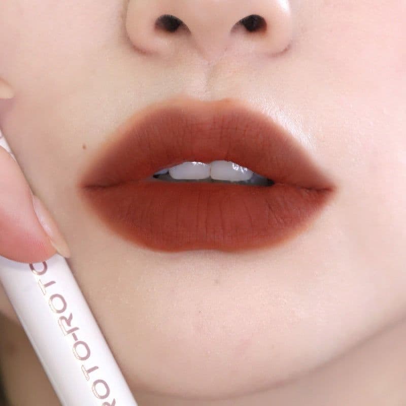 image-Lip Lacquer ROTO Matte Air Bear Lip Mud Lip Gloss Lipstick Makeup Female No Stain On Cup