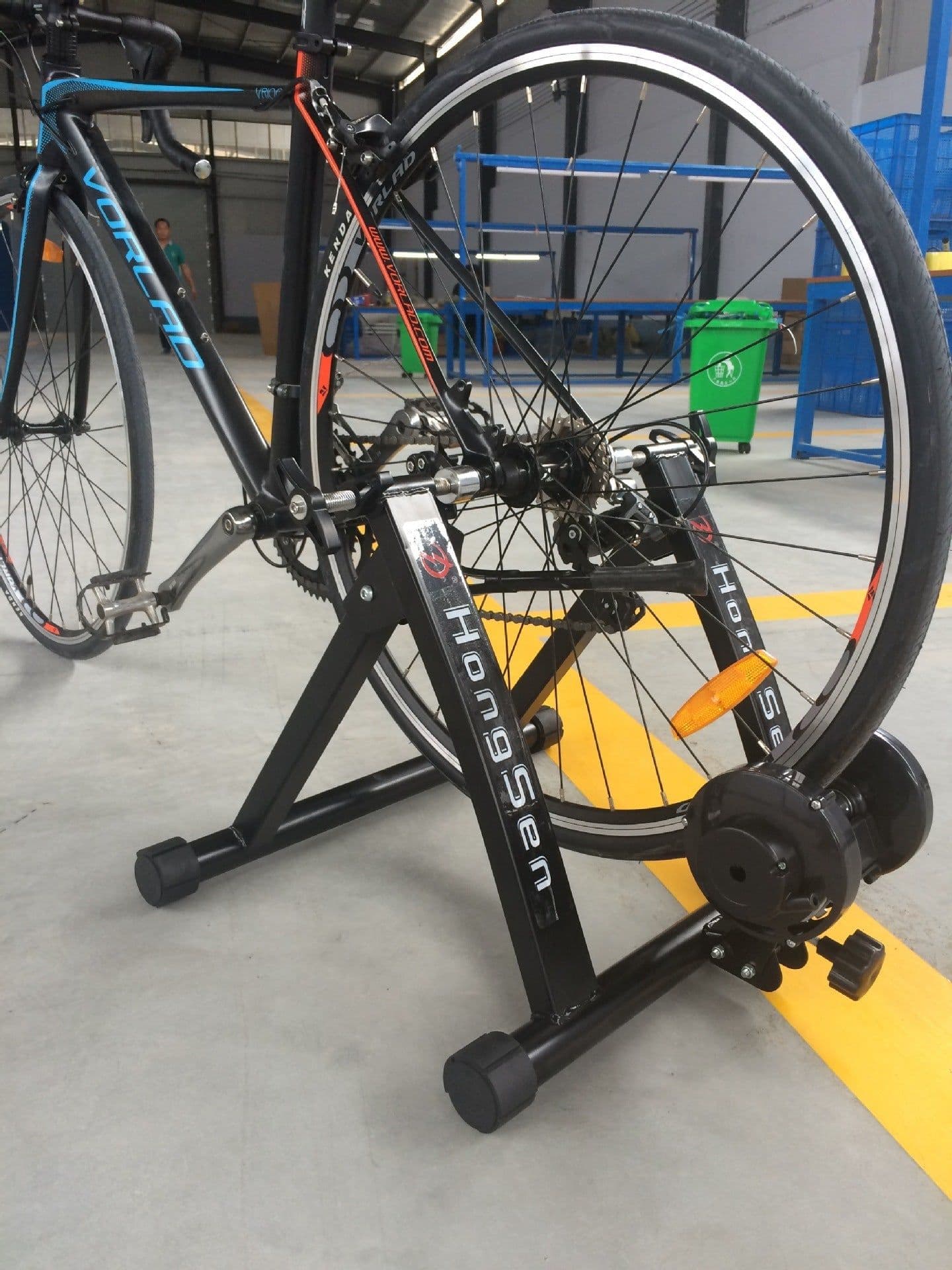 image-Line controlled cycling training table magnetoresistance line control indoor exercise equipment parking frame single car equipment sports fitness platform