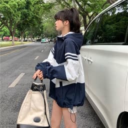 image-Contrast Color Hooded Sun Protection Clothing For Women Loose Thin Coat