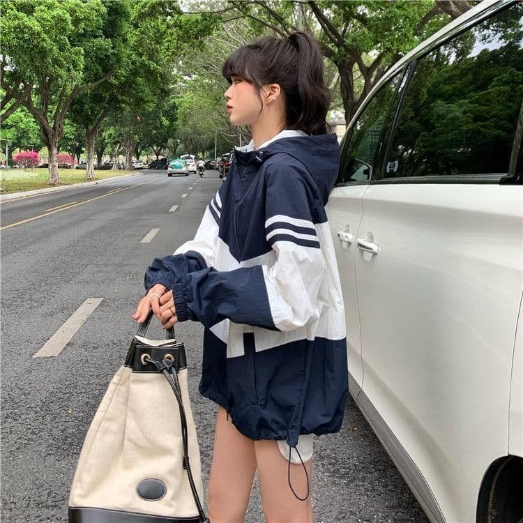 image-Contrast Color Hooded Sun Protection Clothing For Women Loose Thin Coat