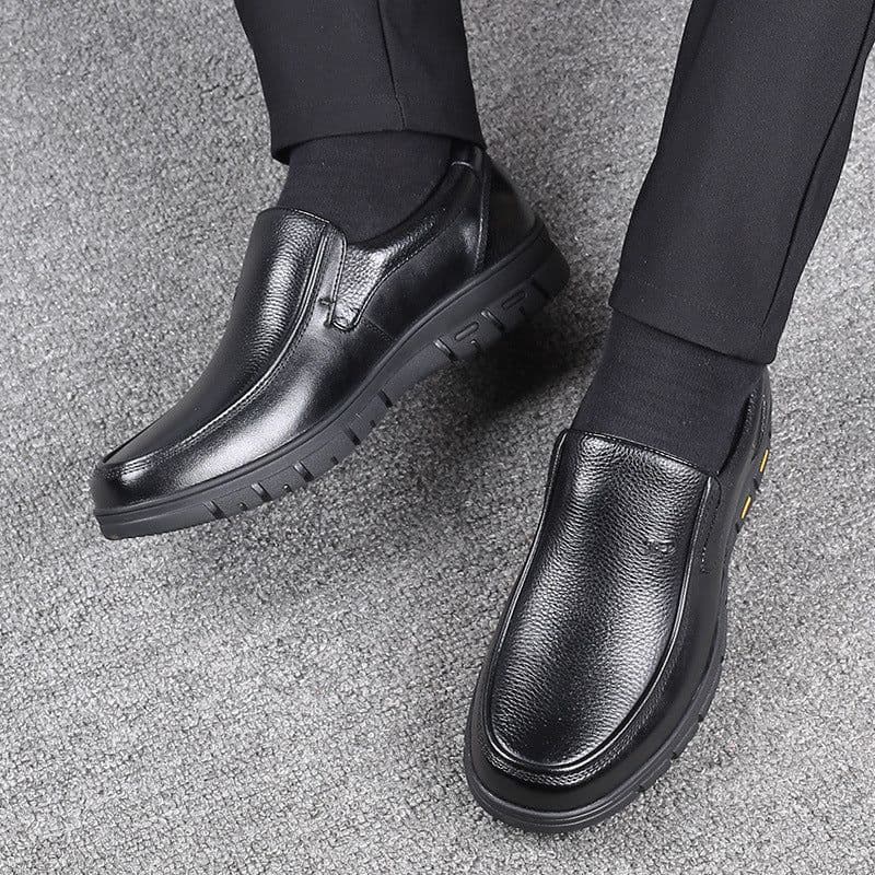 image-Warm Middle-aged And Elderly 40-60 Years Old Round Toe Slip On Daddy Shoes