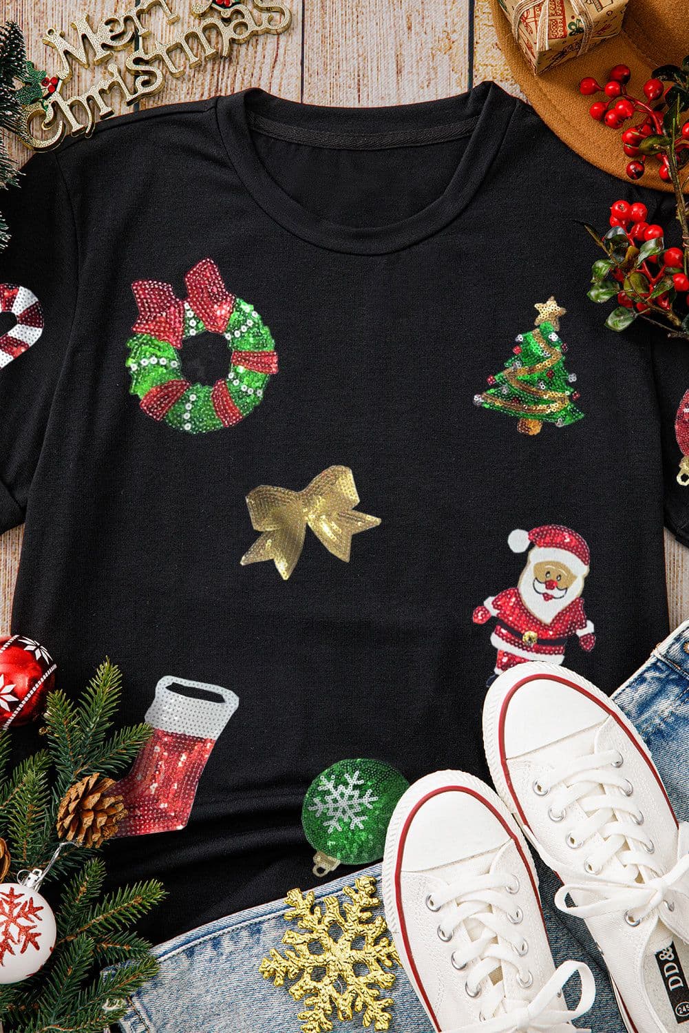image-Sequin Christmas Graphic Crewneck T-Shirt - Black, Festive Design, Soft Fabric