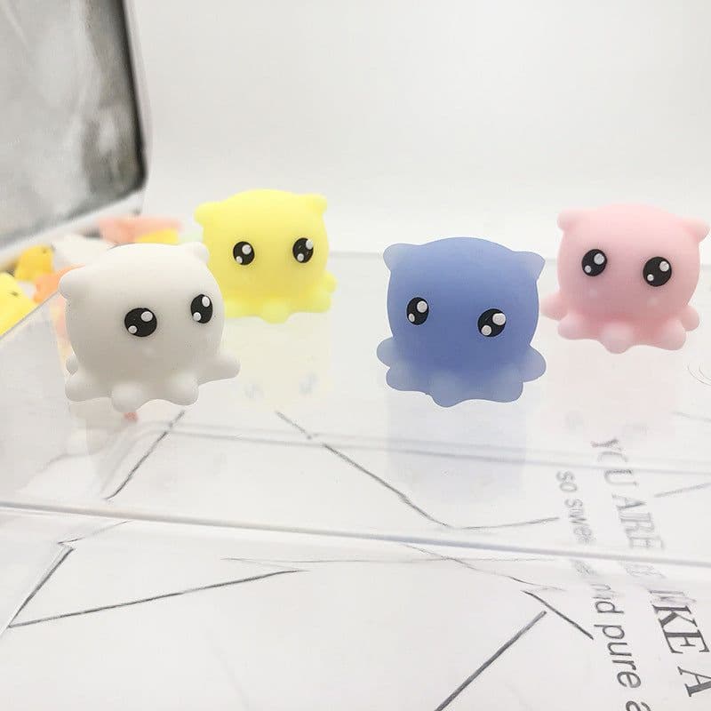 image-Novelty, cute and creative toys, small animals, cute pets, seals, small dumplings, the whole person vents, decompresses and pinches the music