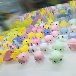 image-Novelty, cute and creative toys, small animals, cute pets, seals, small dumplings, the whole person vents, decompresses and pinches the music