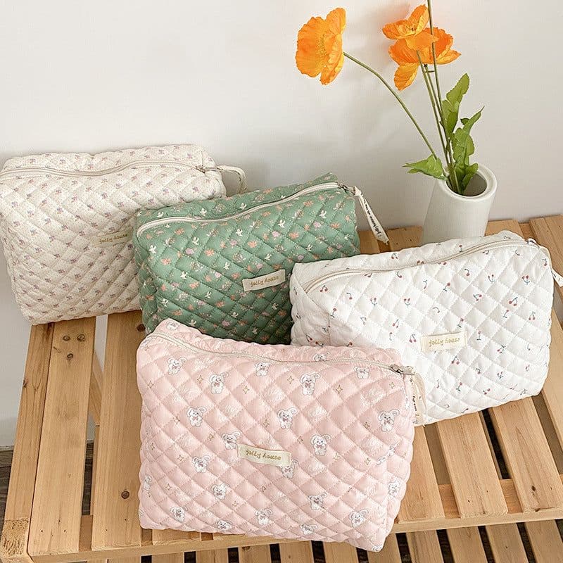 image-New Ins Cream Cute Gentle Cosmetic Bag Large Capacity Portable Quilting Wash Bag Liner Bag Women